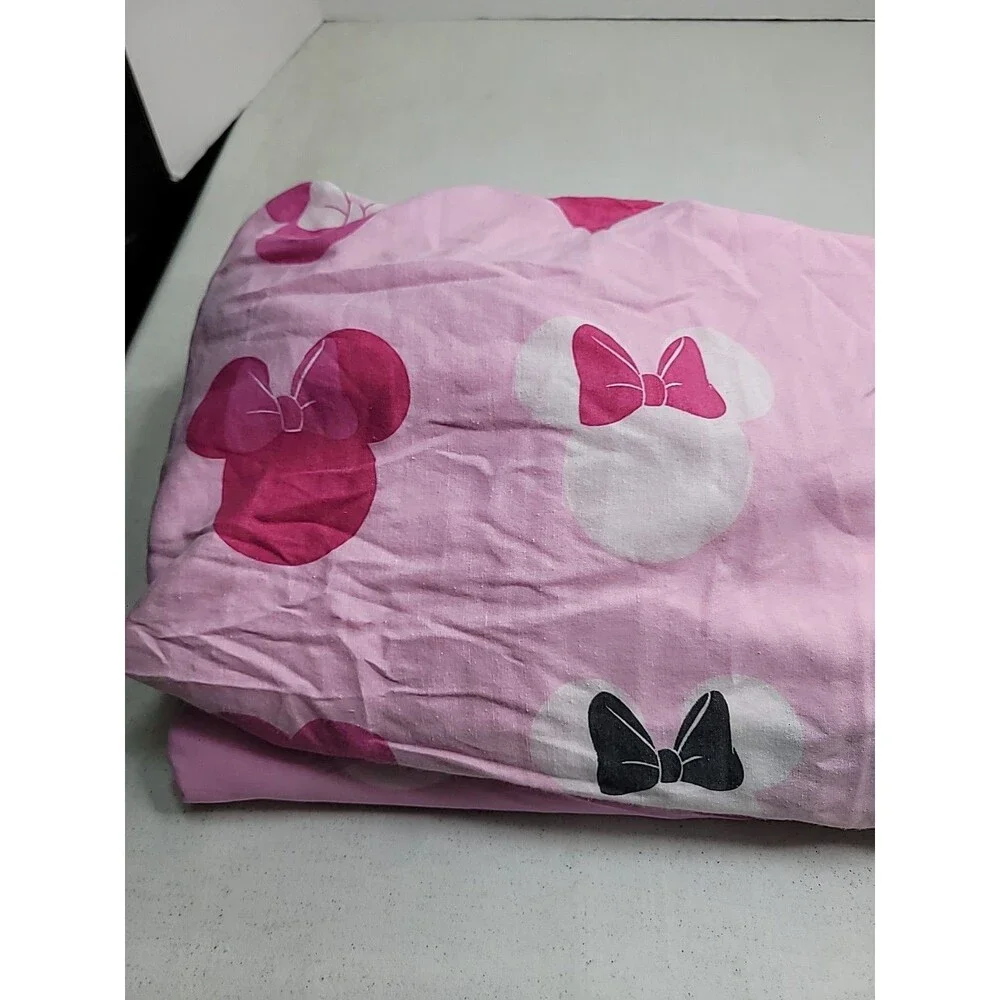 Jay Franco Disney Minnie Mouse Hearts N Love Twin Flat and Fitted Sheet Set